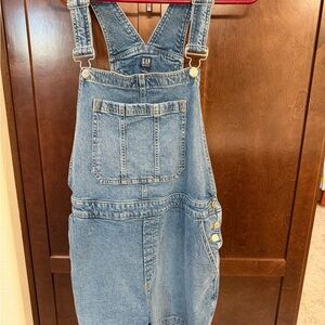 GAP Classic Blue Denim Overall shorts